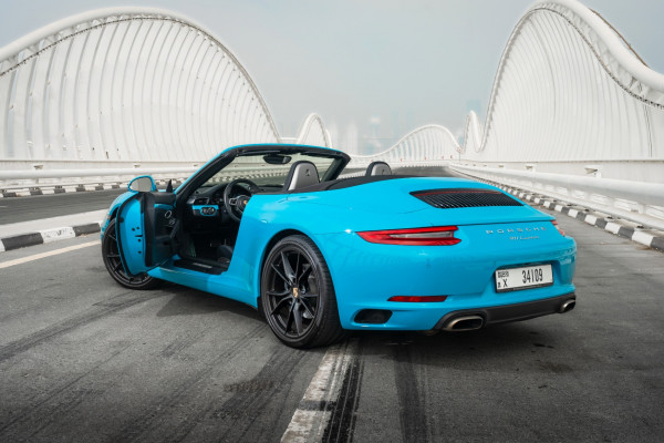 Blue Porsche 911 Carrera cabrio, 2018 for rent in Dubai 2