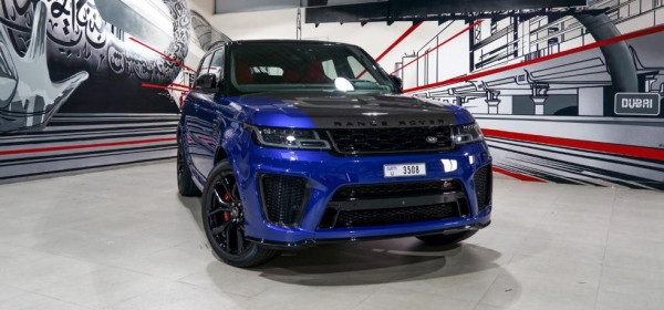 أزرق Range Rover Sport SVR, 2021 للإيجار في دبي 0
