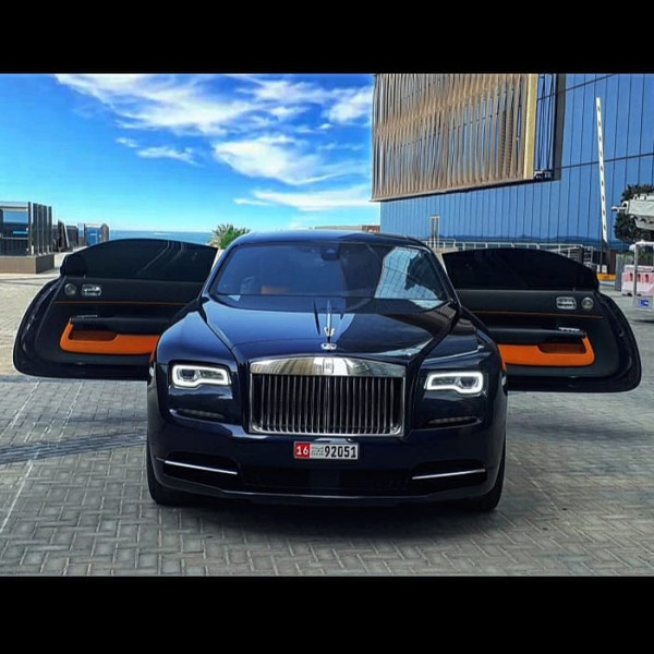 Аренда Синий Rolls Royce Wraith, 2019 в Дубае 0