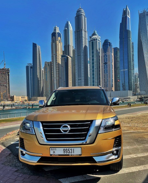 ذهب Nissan Patrol, 2020 للإيجار في دبي 0