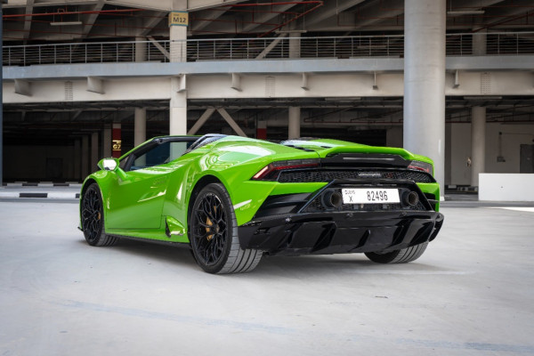 Green Lamborghini Evo Spyder, 2021 for rent in Dubai 1