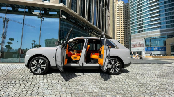 Grey Rolls Royce Cullinan, 2021 for rent in Dubai 1