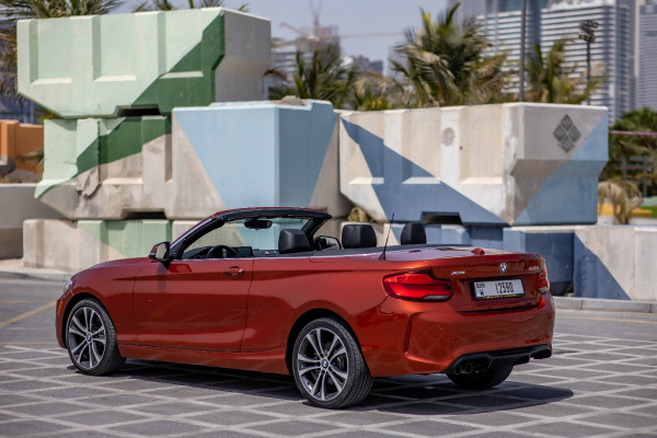 البرتقالي BMW 230i, 2018 للإيجار في دبي 1