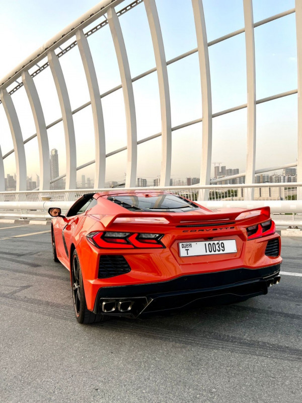 Аренда Оранжевый Chevrolet Corvette Spyder, 2020 в Дубае 0