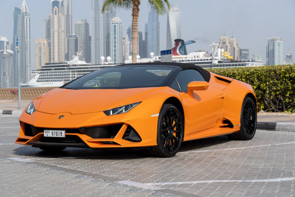 Orange Lamborghini Evo Spyder, 2020 for rent in Dubai 4