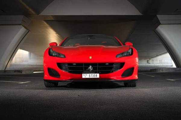 أحمر Ferrari Portofino Rosso RED ROOF, 2019 للإيجار في دبي 6