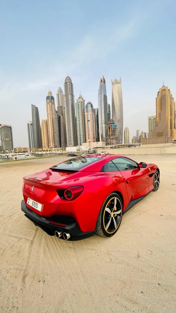 أحمر Ferrari Portofino Rosso, 2020 للإيجار في دبي 1