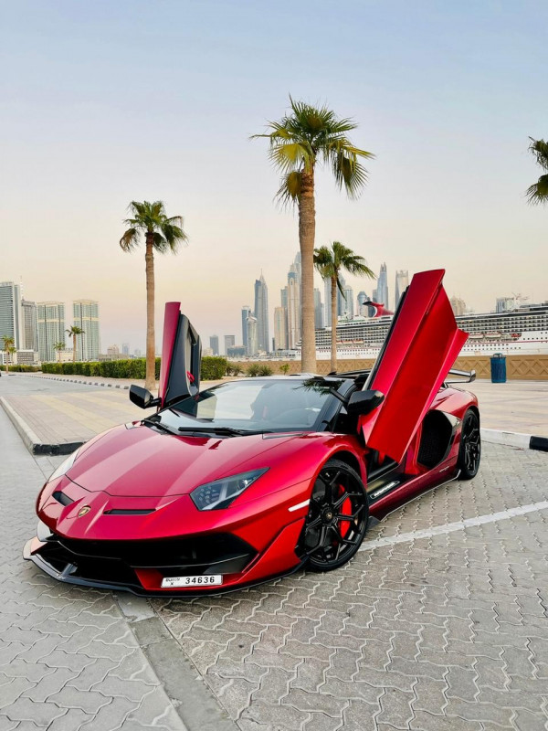 أحمر Lamborghini Aventador Spyder, 2021 للإيجار في دبي 5