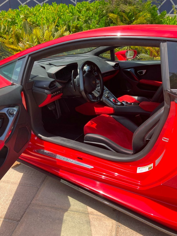 أحمر Lamborghini Huracan LP-610, 2018 للإيجار في دبي 3