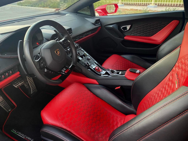 أحمر Lamborghini Huracan, 2018 للإيجار في دبي 1