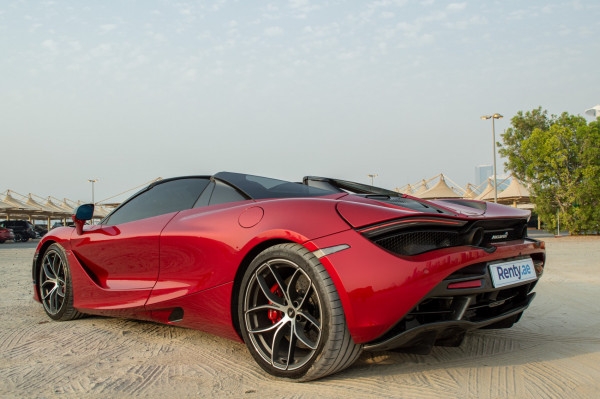 Аренда Красный McLaren 720 S Spyder, 2020 в Дубае 2