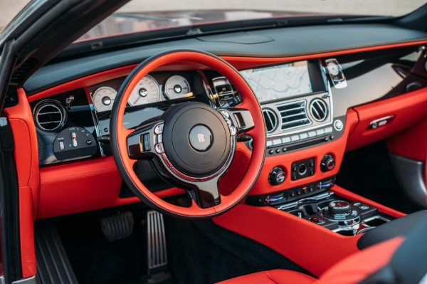 Red Rolls Royce Dawn Black Badge, 2019 for rent in Dubai 6