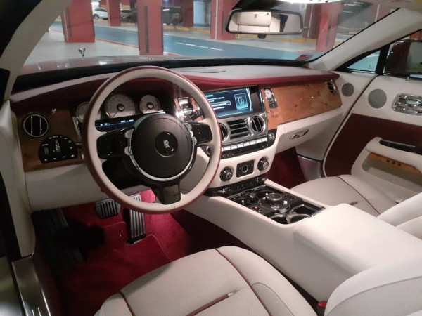 Red Rolls Royce Wraith, 2019 for rent in Dubai 2