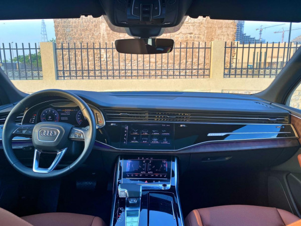 白色 Audi Q7, 2020 迪拜汽车租凭 0