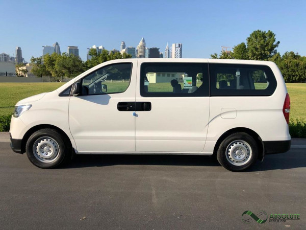White Hyundai H1, 2019 for rent in Dubai 0