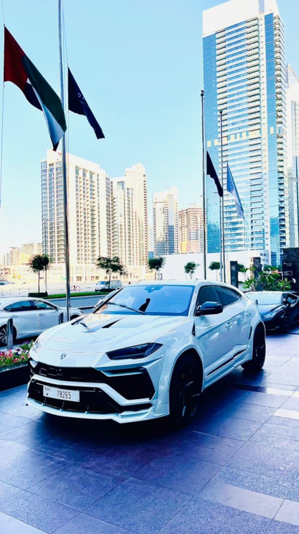 أبيض Lamborghini Urus Novitec, 2020 للإيجار في دبي 1