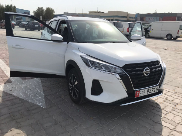 أبيض Nissan Kicks, 2021 للإيجار في دبي 2