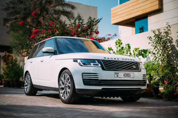 White Range Rover Vogue, 2020 for rent in Dubai 5