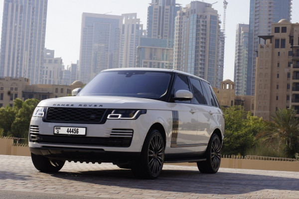 White Range Rover Vogue, 2019 for rent in Dubai 0