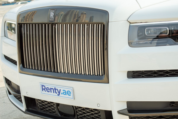 White Rolls Royce Cullinan Black Badge, 2021 for rent in Dubai 4