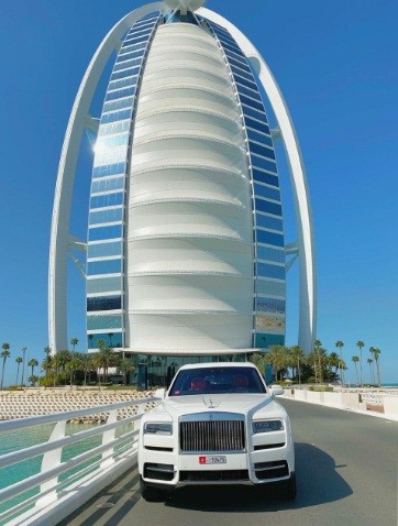 White Rolls Royce Cullinan, 2020 for rent in Dubai 0