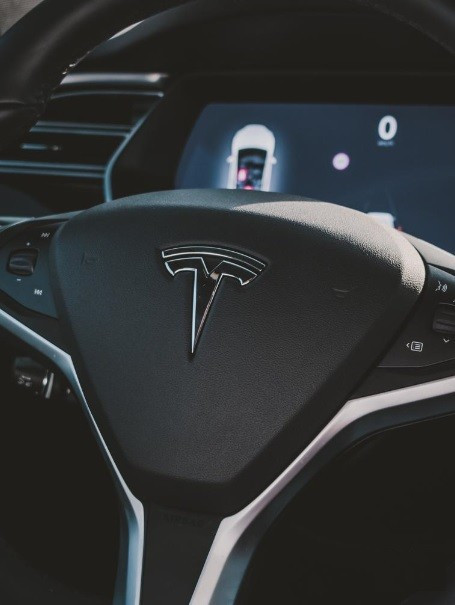 أبيض Tesla Model X, 2018 للإيجار في دبي 3