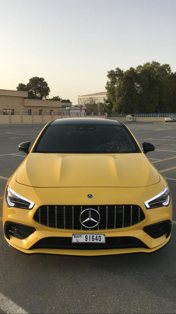 الأصفر Mercedes CLA 35AMG, 2021 للإيجار في دبي 5
