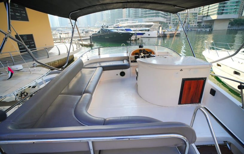 Al Shali 50 ft Power boat in Dubai Marina for rent in Dubai