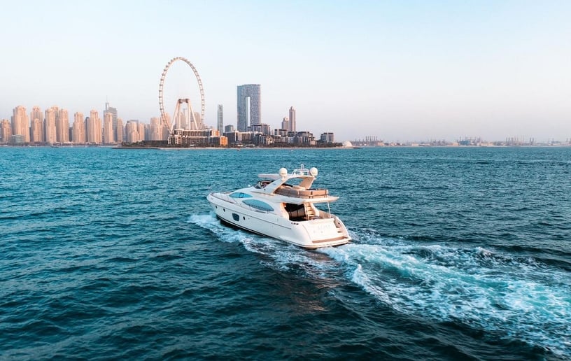 Motorboot Azimut Alise 68 ft in Dubai Harbour te huur in Dubai 2