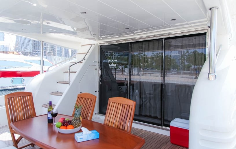 Motorboot Princess Amotea 72 ft in Dubai Harbour te huur in Dubai