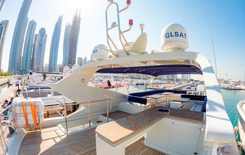 Motorboot Sky Walker Astra 76 ft in Dubai Harbour te huur in Dubai