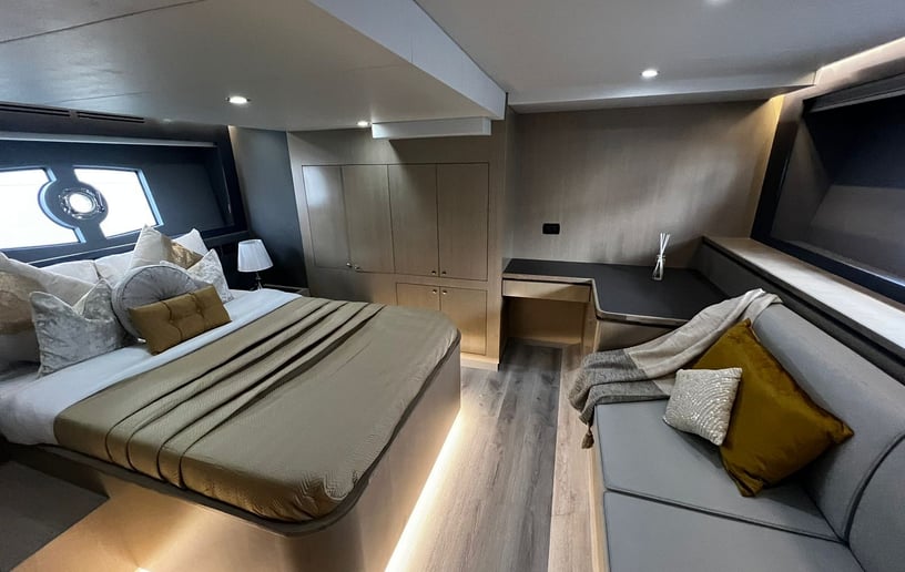 Sky Walker Ava 52 футов Моторная лодка в Dubai Harbour для аренды в Дубай