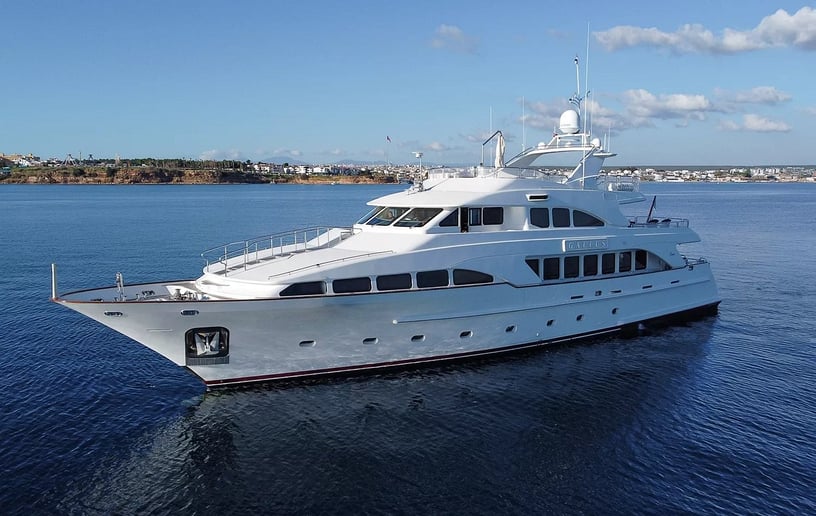 Motorboot Benetti Gallus 115 ft in Dubai Harbour te huur in Dubai