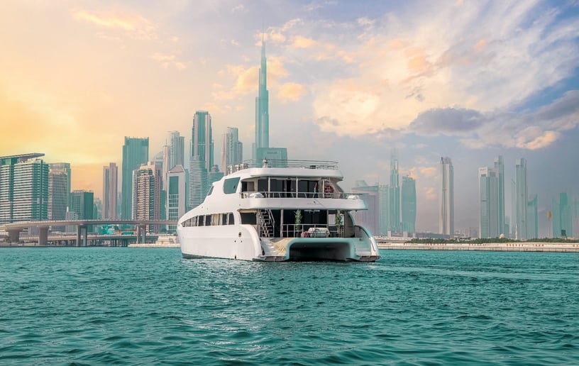 Catamaran Dream Catamaran 100 ft in Dubai Harbour te huur in Dubai