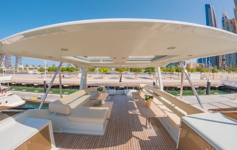 Catamaran Sky Walker Explora 60 ft in Dubai Harbour te huur in Dubai