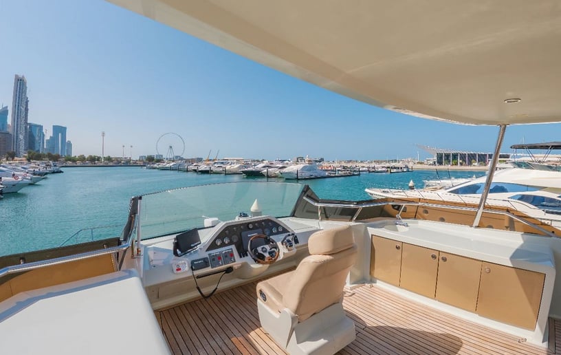 Catamaran Sky Walker Explora 60 ft in Dubai Harbour te huur in Dubai