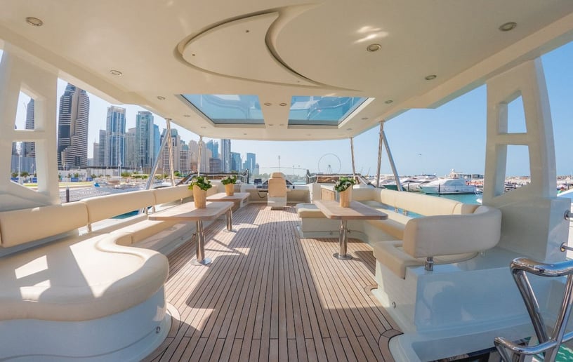 Catamaran Sky Walker Explora 60 ft in Dubai Harbour te huur in Dubai