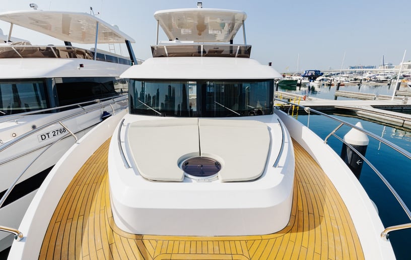 Motorboot Sky Walker Gala 62 ft in Dubai Harbour te huur in Dubai