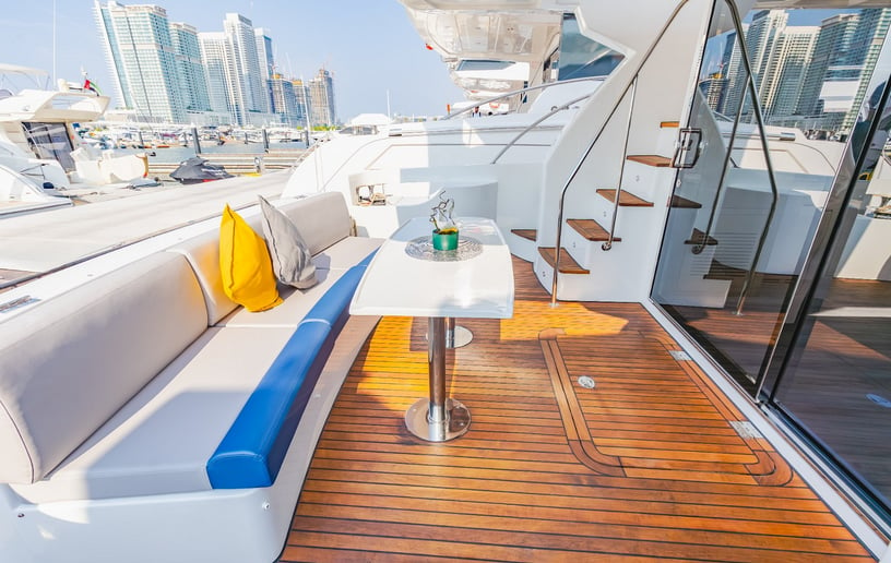 Motorboot Sky Walker Kio 52 ft in Dubai Harbour te huur in Dubai