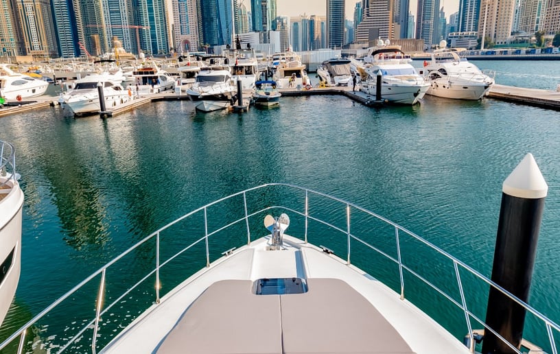 Motorboot Sky Walker Kio 52 ft in Dubai Harbour te huur in Dubai