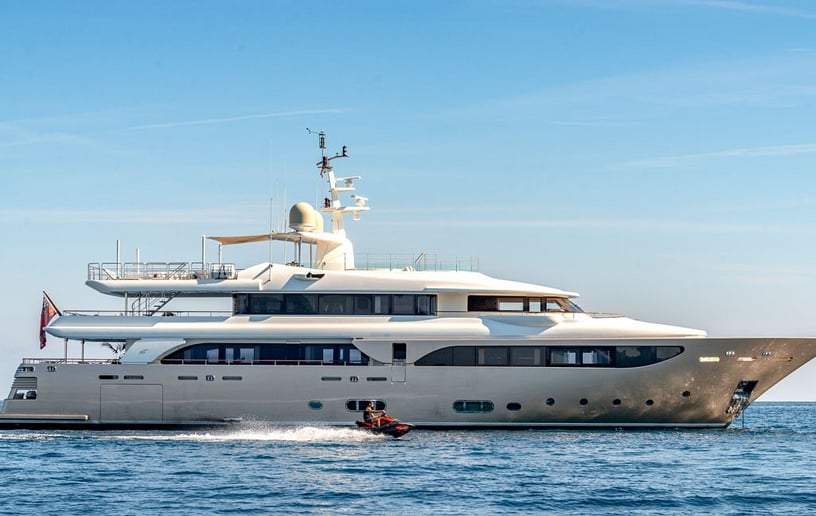 在迪拜 租 M/Y Behike 140 英尺 动力船 在Dubai Harbour