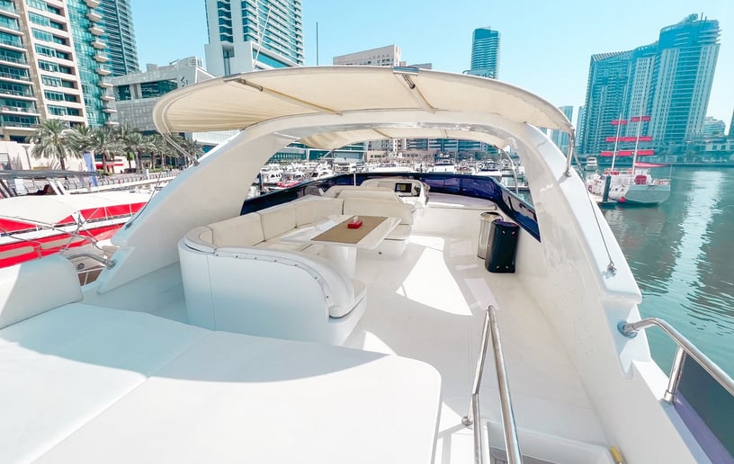 Motorboot Maiora X12 82 ft in Dubai Marina te huur in Dubai