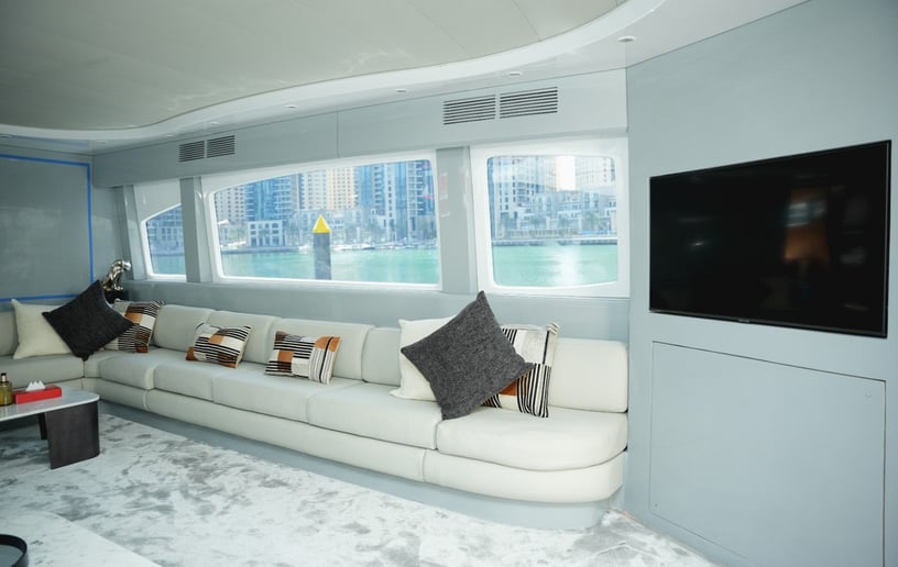 Motorboot Maiora X12 82 ft in Dubai Marina te huur in Dubai