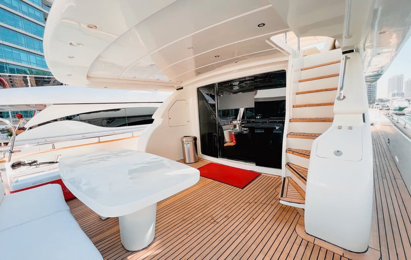 Motorboot Maiora X16 92 ft in Dubai Marina te huur in Dubai