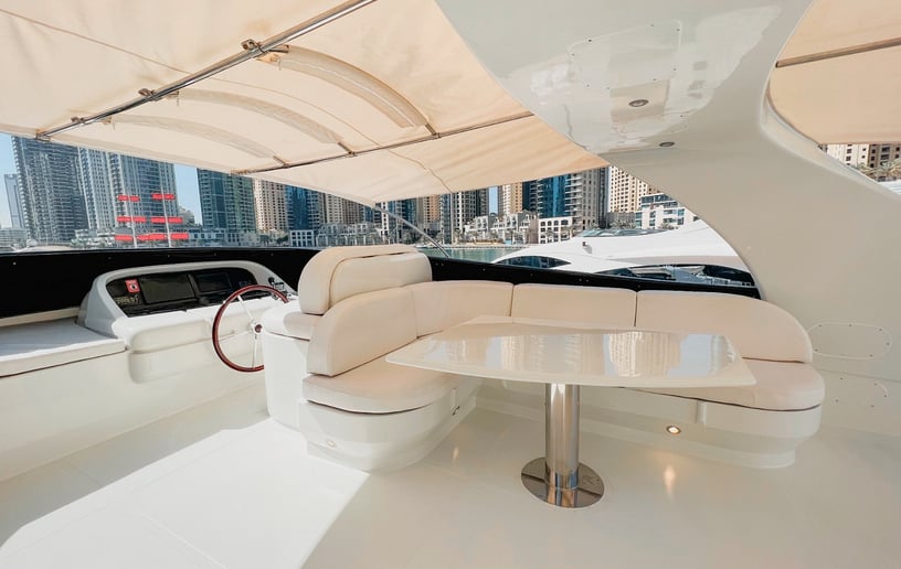 Maiora X16 92 pied Bateau à moteur à Dubai Marina à louer à Dubai