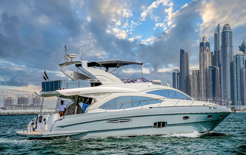 Majesty RS 59 pie Barco de motor en Dubai Marina para alquiler en Dubai