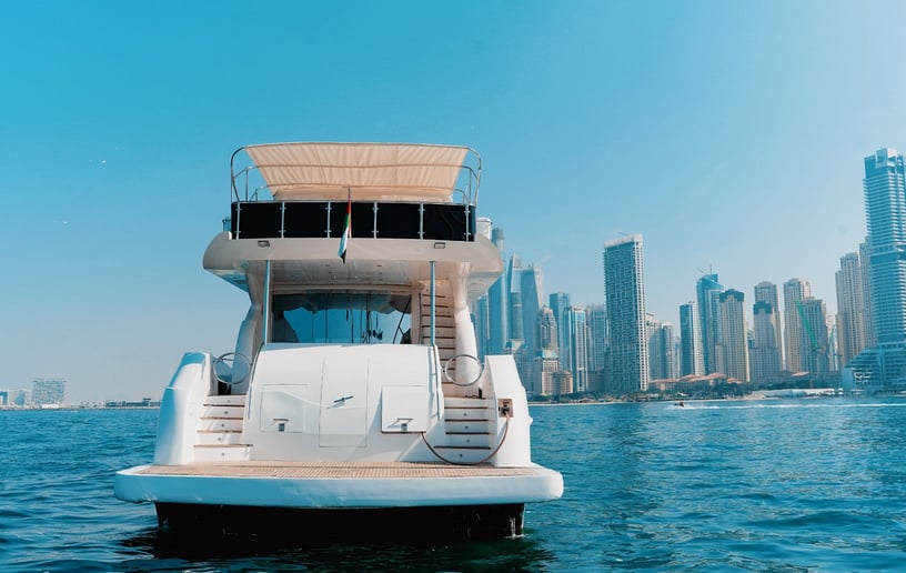 Motorboot Majesty X34 88 ft in Dubai Marina te huur in Dubai