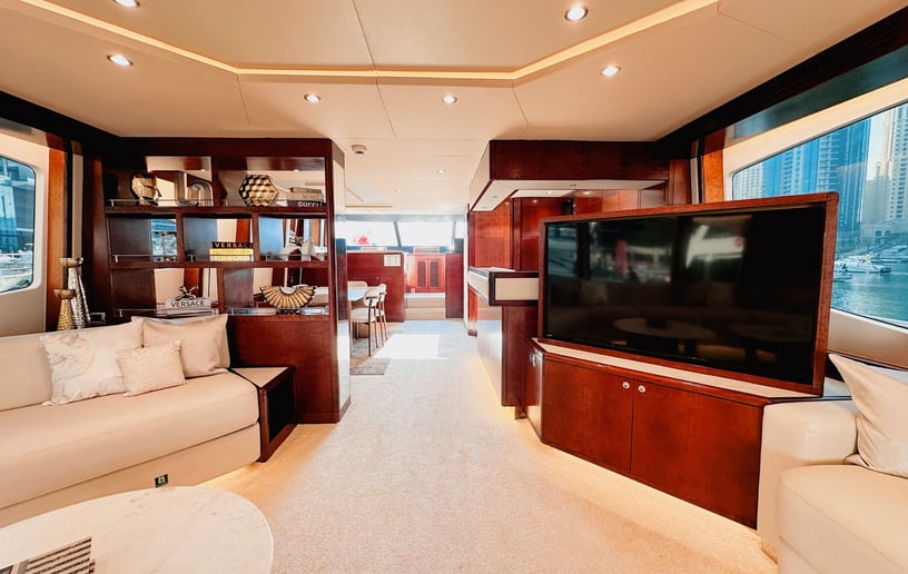 Motorboot Majesty X34 88 ft in Dubai Marina te huur in Dubai