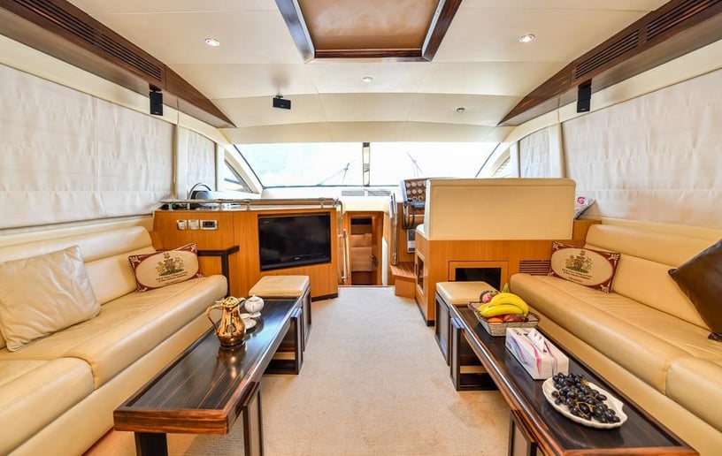 Motorboot Majesty 66 ft in Dubai Marina te huur in Dubai