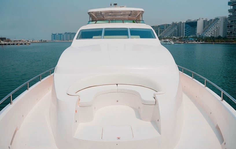 Majesty X35 110 Fuß Motorboot in Dubai Marina  zur Miete in Dubai